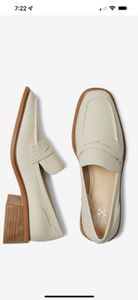 Vince Camuto